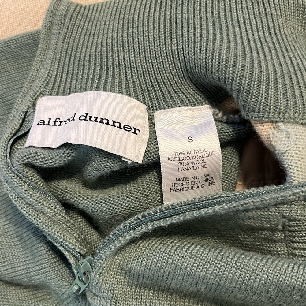 Alfred Dunner Wool Blend Argyle Patterned Sweater… - image 2